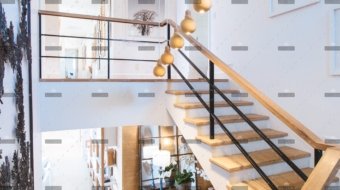 demo-attachment-10-jason-briscoe-332508-unsplash-1-min